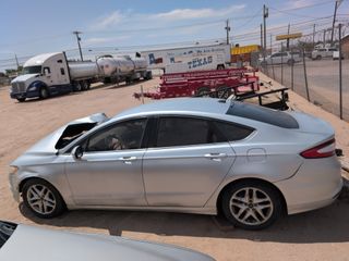 2015 Ford Fusion SE - Exterior Side Driver Image